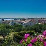 Lägenhet Roko - Up To 4 People With Free Parking Zadar