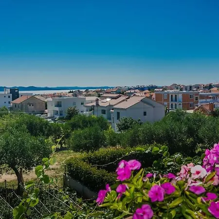 Apartmán Roko - Up To 4 People With Free Parking Zadar